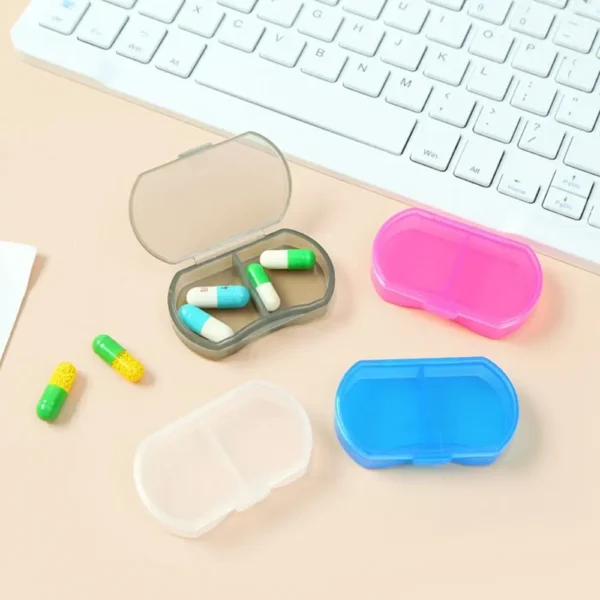 Portable Dust-proof 2-gird Pill Box Snap-on design With Lid Mini Medicine Box Sealed Safety Pill Packing Box Travel - Image 2